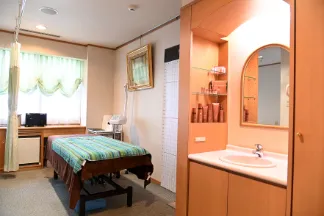 ③温熱療法、骨盤底筋運動、エステなど女性のためのケアが充実